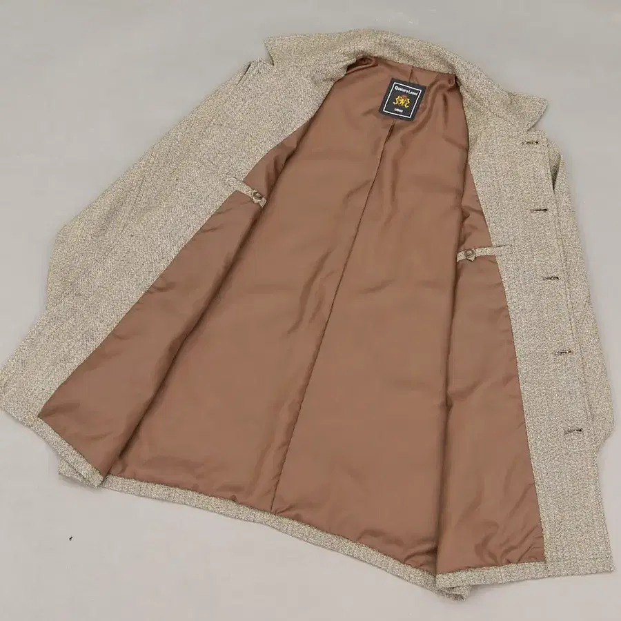Quatoro Leoni UOMO JPN 트위드라이크 사파리자켓L~105